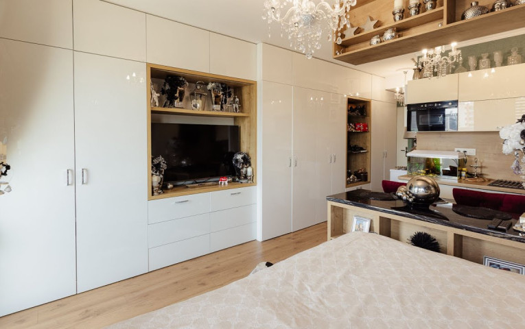 EXKLUZÍVNY PREDAJ - Luxusný 1-izbový byt v netradičnom modernom štýle